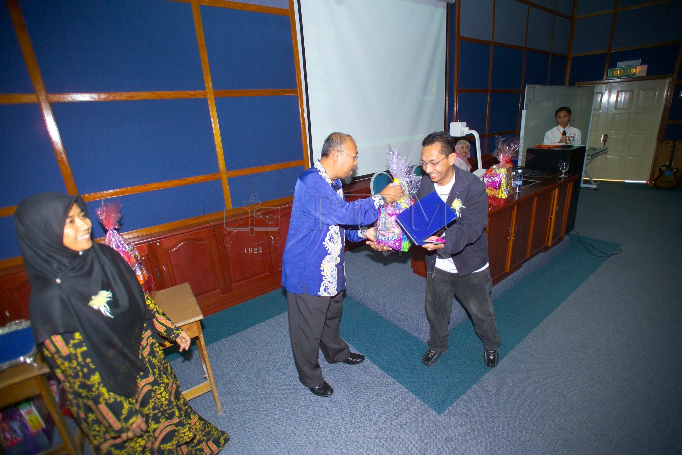 PTPM 05 20 puisi D9X30156